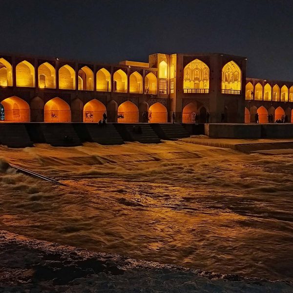 Mohammad nasr DUWnANsBhGo unsplash 1 600x600