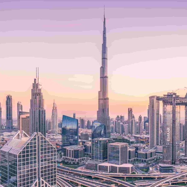 Dubai United Arab Emirates 2 1 600x600