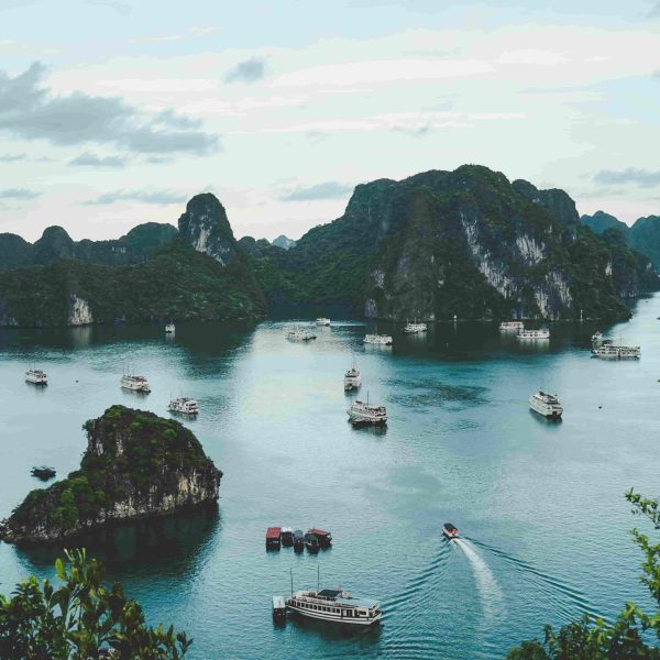 Ha Long Vietnam 1 600x600